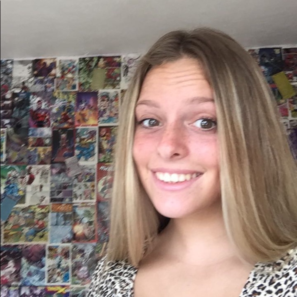 Meet your Posher, Mikayla